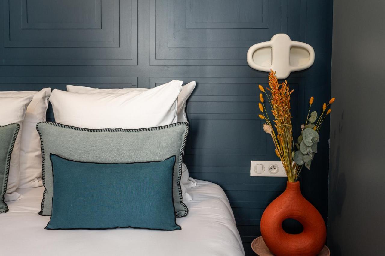 The Blue Nature Suite Downtown Montmartre パリ エクステリア 写真